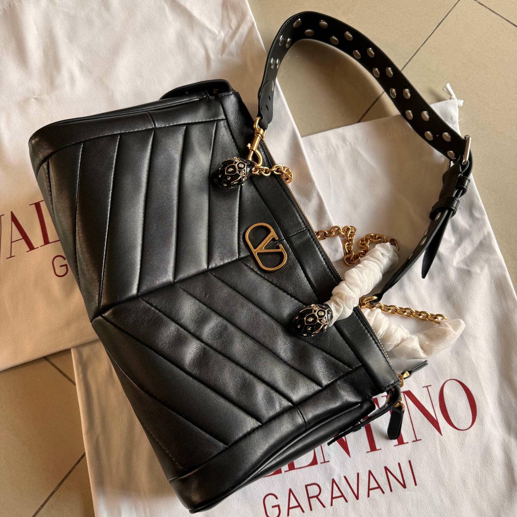 GARAVANI PANTHEA L